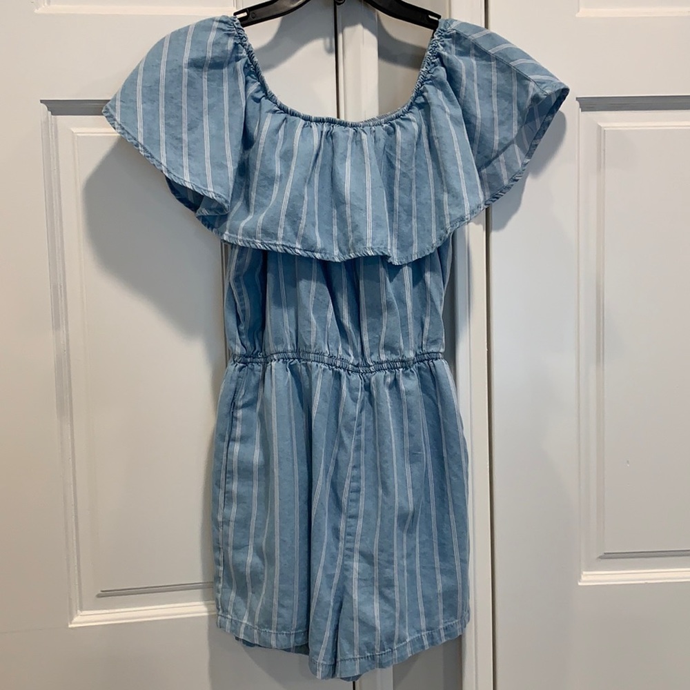 Off the shoulder short romper